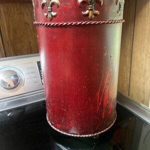 Vintage Fleur De Lis kitchen holder